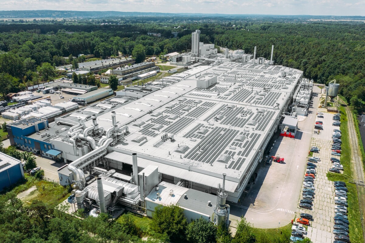 Zakład Kronospan HPL w Pustkowie — widok z lotu ptaka