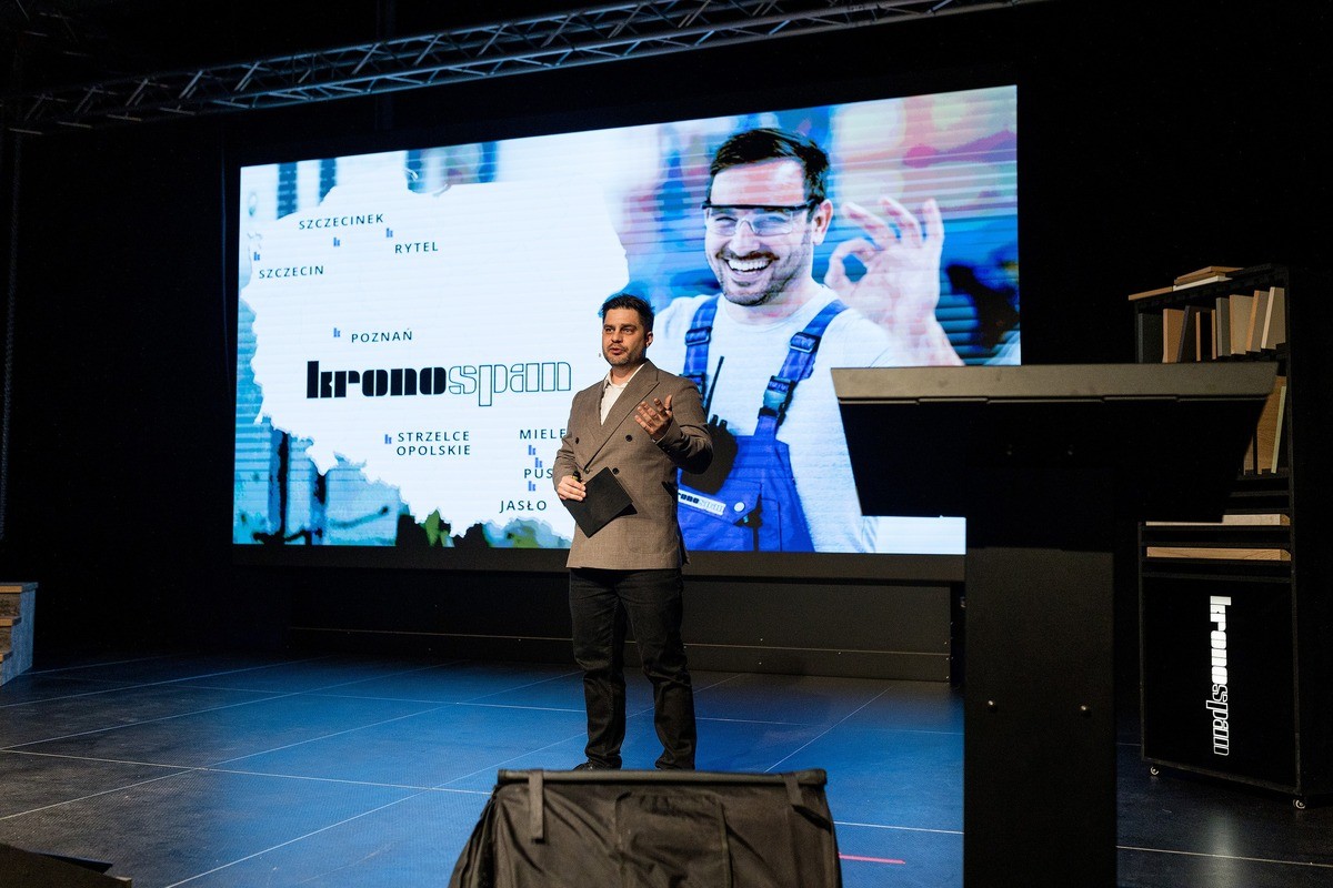 Spotkanie Akademii Projektanta w Kronospan Design Center — fotorelacja, zdjęcie 3 z 20