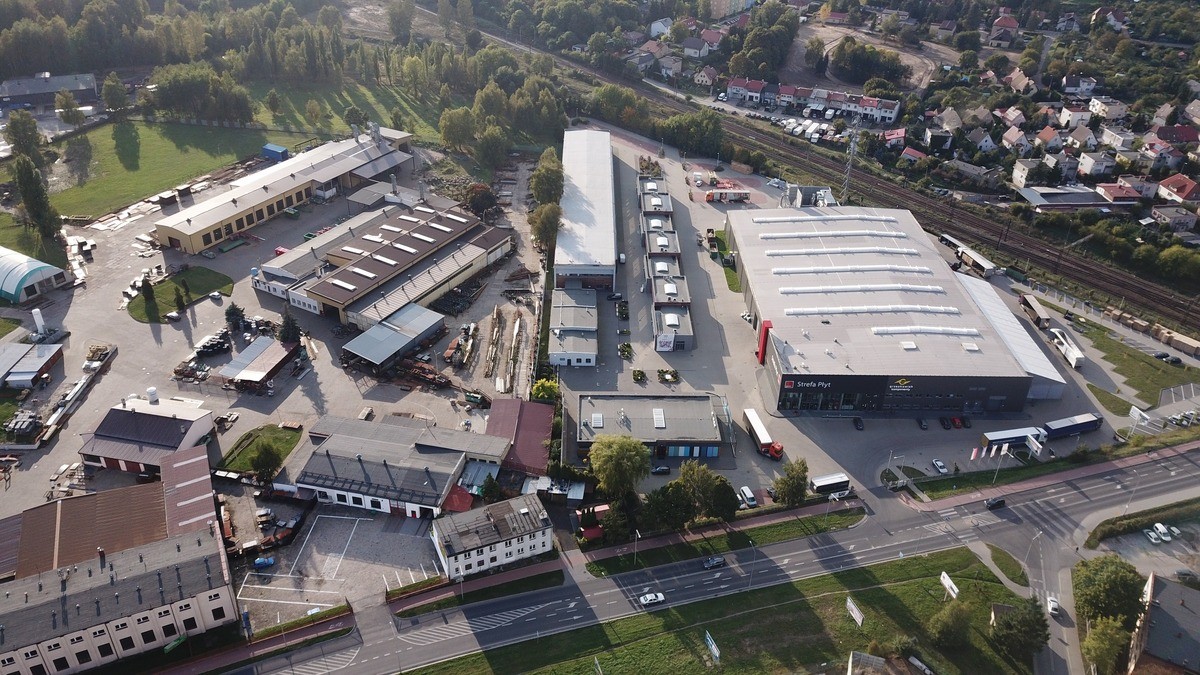 Kronospan Design Center z lotu ptaka — zdjęcie z drona